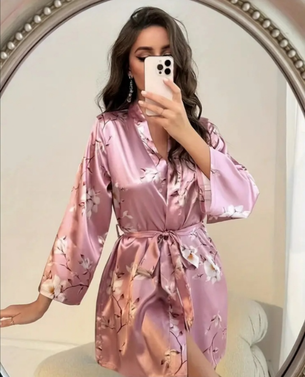 Cvetni kimono spavaćica slika #4