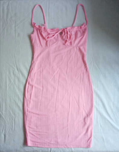 Roze mini haljinica