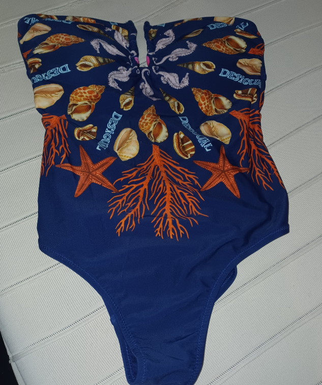 Desigual kupaci sa etiketom slika #1