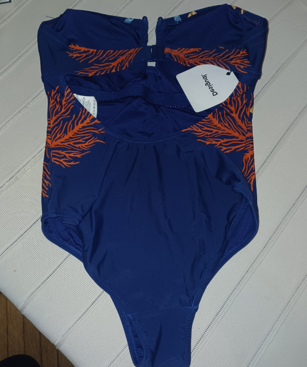 Desigual kupaci sa etiketom slika #2