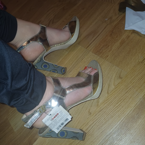 Desigual sandale sa etiketom