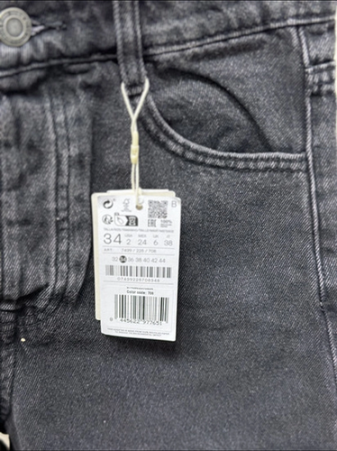 Stradivarius Nov Sorts thumbnail #2