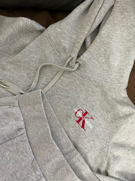 Calvin Klein trenerka slika #2