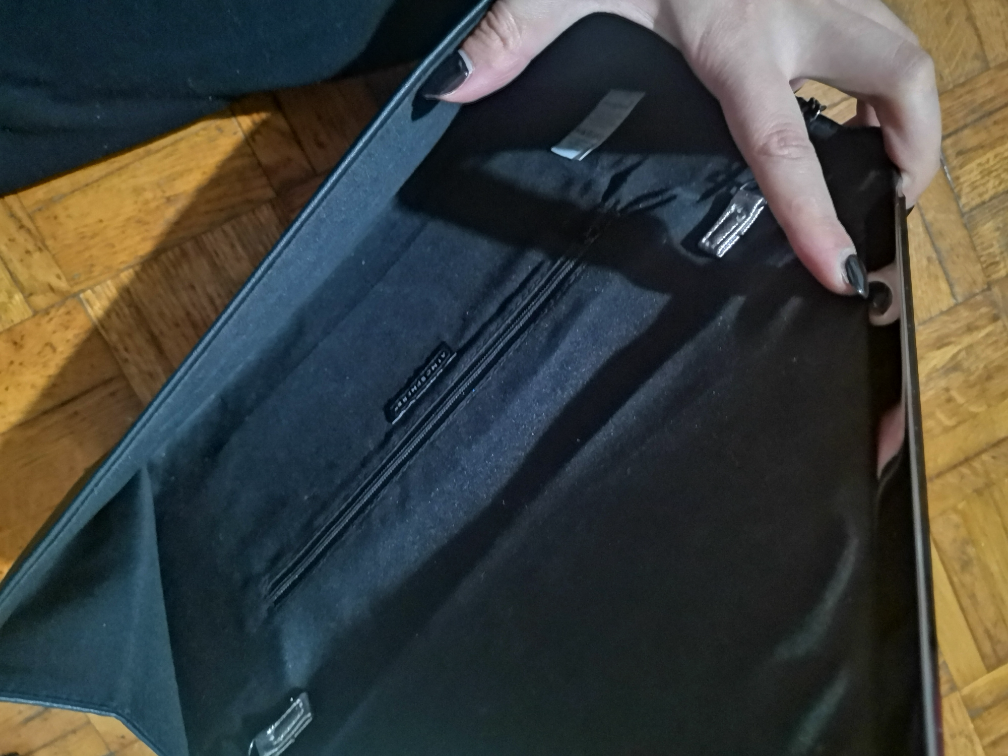 Crna torbica slika #5