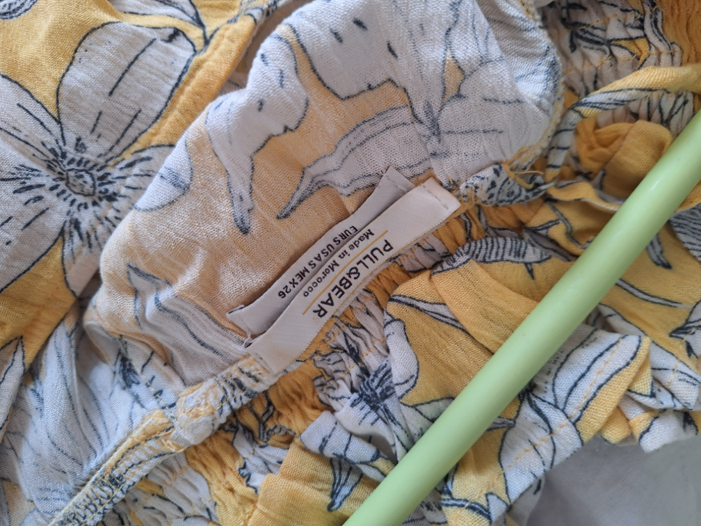 Pull&bear cvetni zuti crop top slika #3