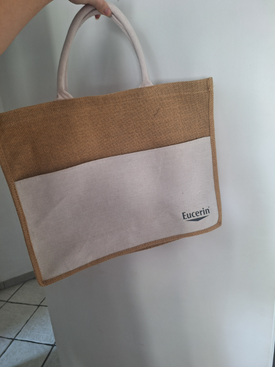 Nova eucerin torba za plazu slika #3