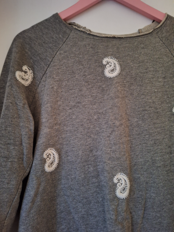 Zara duks sa vezom slika #2