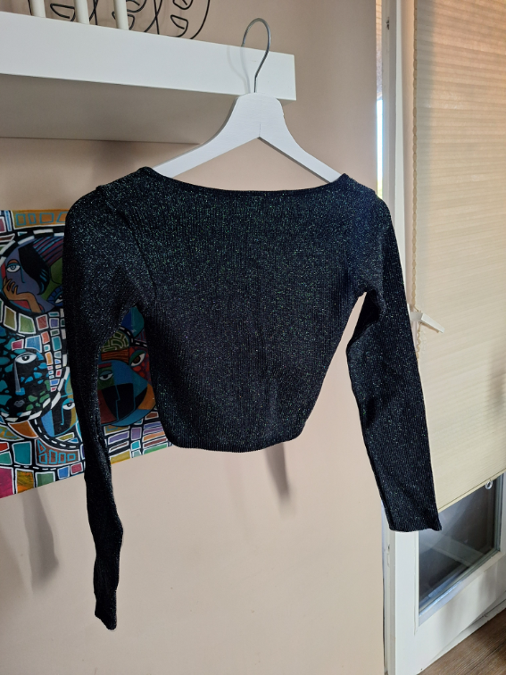 Zara crop top sa sljokicama slika #4