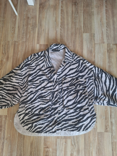 Zebrasta zara platnena jakna