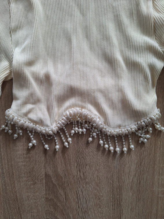 Zara crop top sa biserima i perlicama slika #3