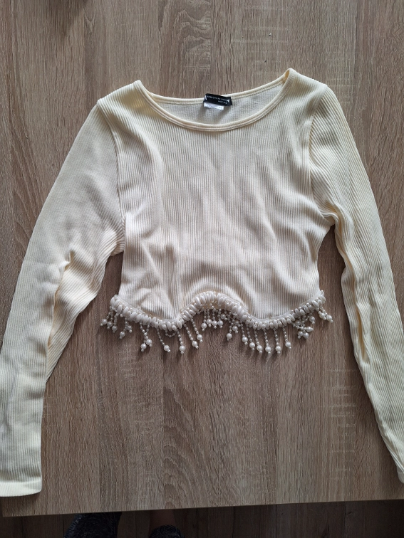Zara crop top sa biserima i perlicama slika #2