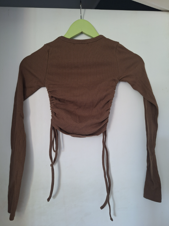 Pull&bear braon crop top slika #2