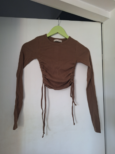 Pull&bear braon crop top