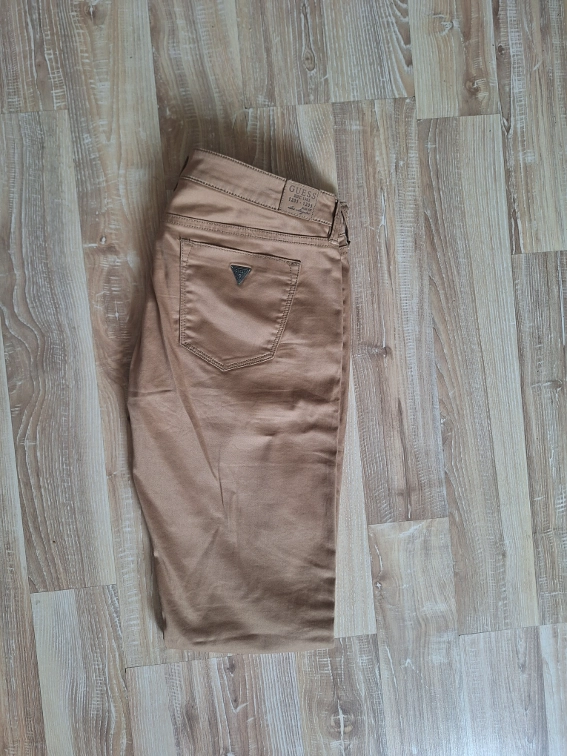 Guess bež pantalone slika #3
