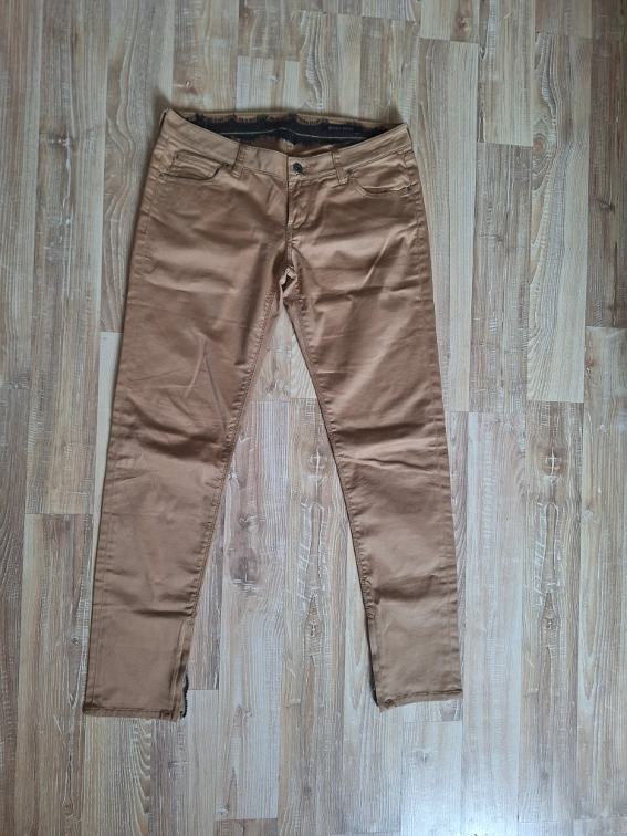Guess bež pantalone slika #1