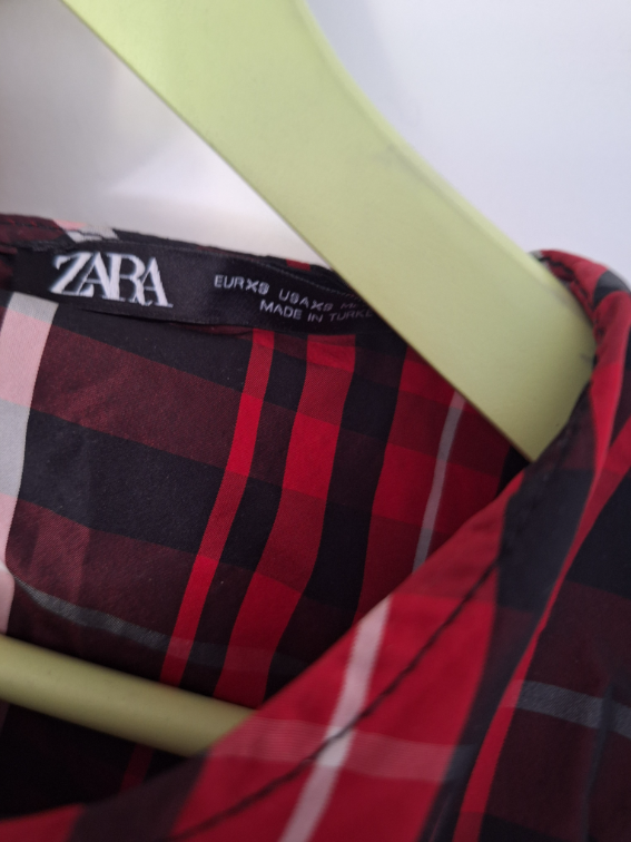 Zara karirana bluza sa puf rukavima slika #3
