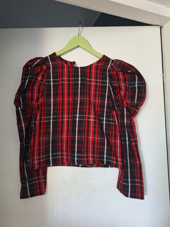Zara karirana bluza sa puf rukavima slika #2