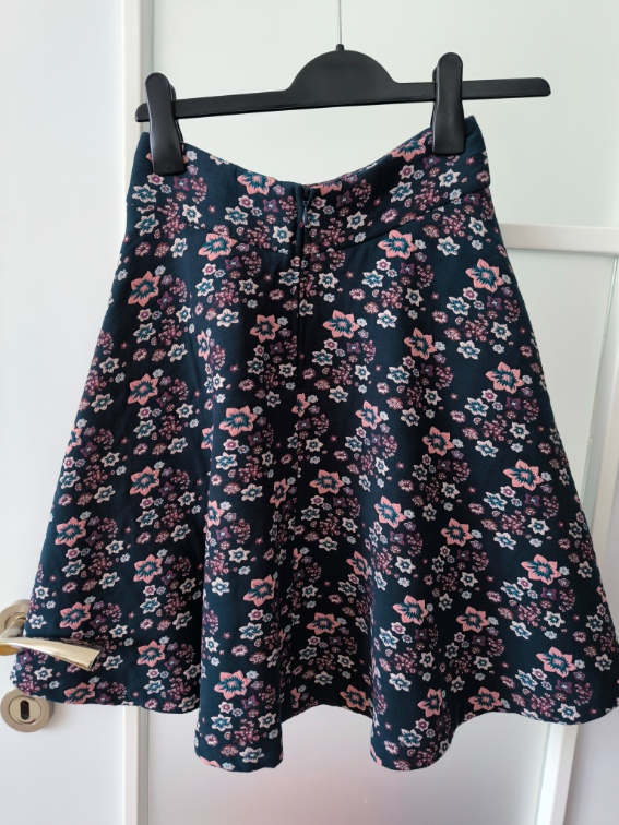 Suknja cvetna slika #2