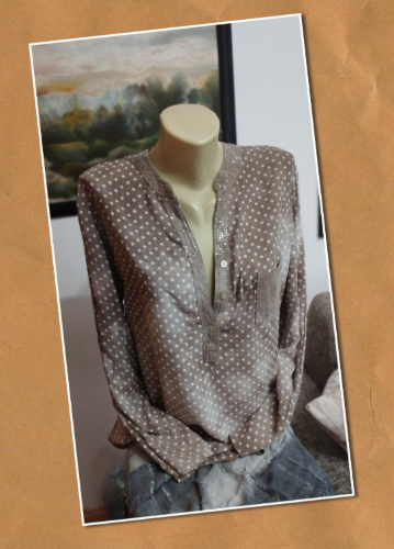 Bluza sa tufnicama 