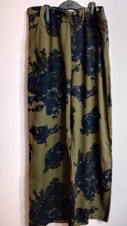 Majica i pantalone  slika #3