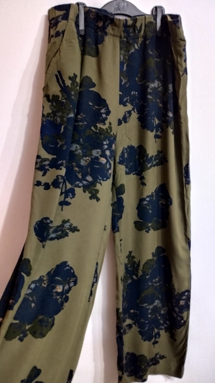 Majica i pantalone  slika #2