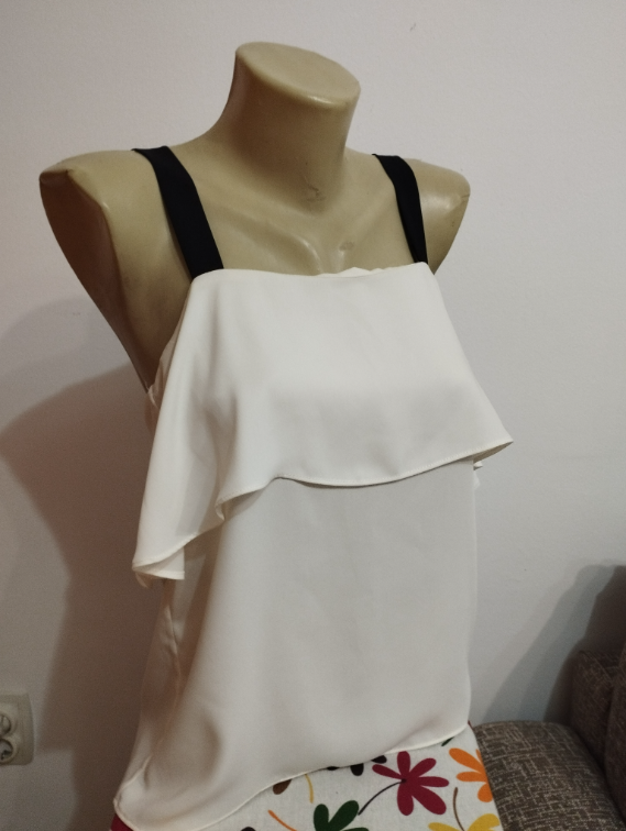 H&M bluzica slika #1