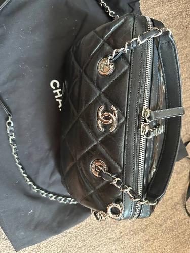 Chanel bowling bag crna nova