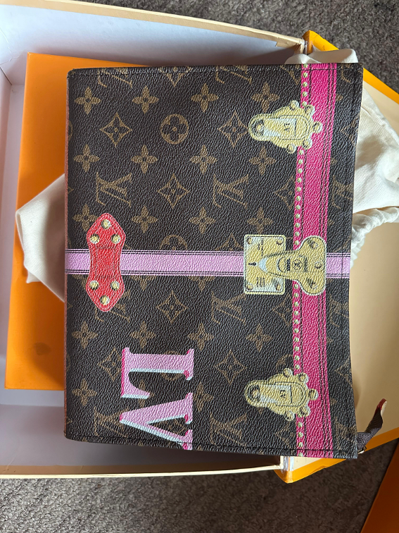 LV trunk pochette  slika #1