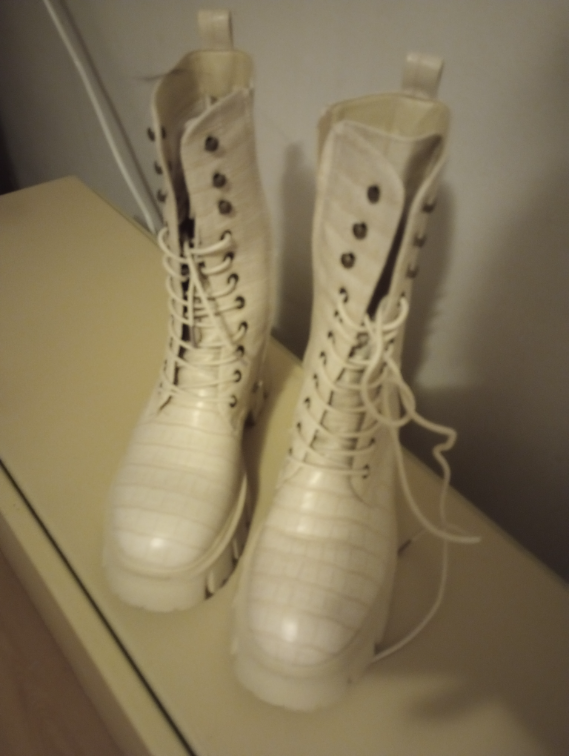 Čizme 🍋‍🟩 Novo slika #2