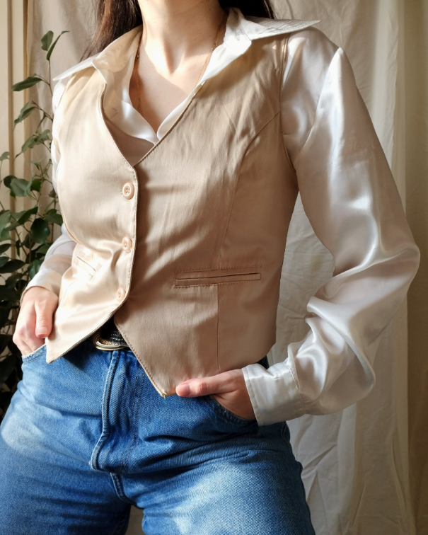 Italijanski bež prsluk slika #2