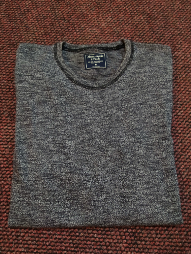 Muški tanak zimski duks Abercrombie & Fitch vel. M