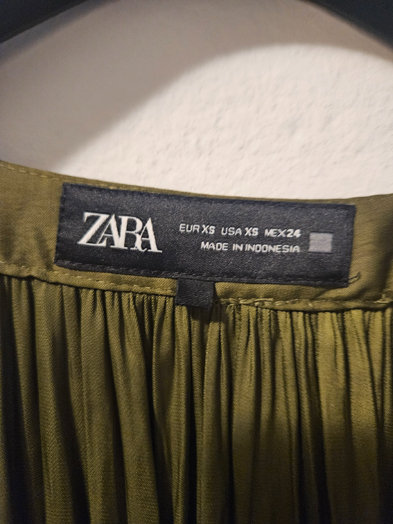 Zara kombinezon xs  slika #4