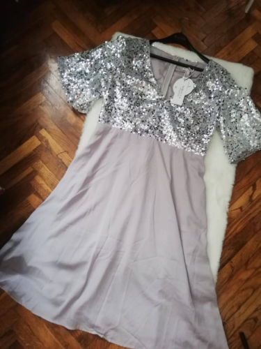 Boohoo svecana haljina