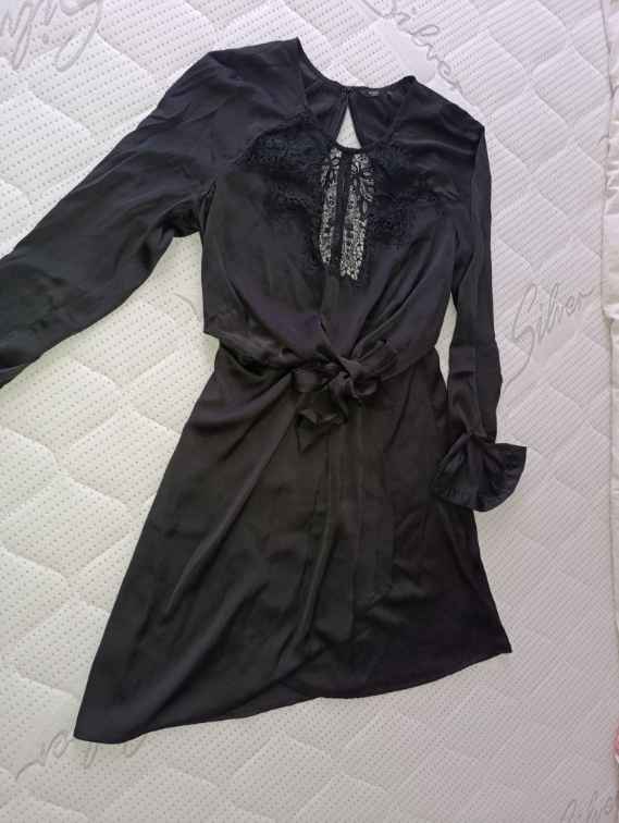 Haljine Guess slika #1