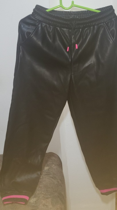 Sisley kožna trenerka NOVO slika #1