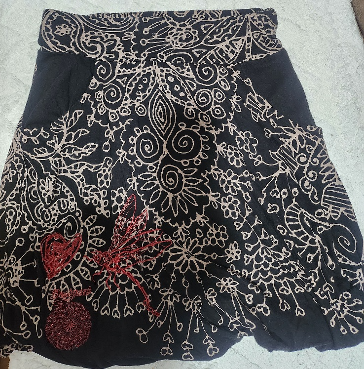 Desigual suknja slika #1