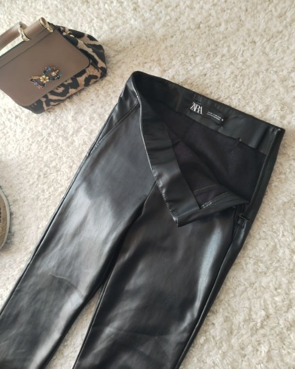 ZARA kožne pantalone ☆ Vel XS ☆ Polyuretan slika #2