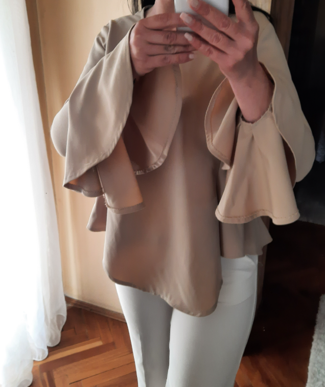 Bluza sa leprsavim rukavima u puder boji  slika #5