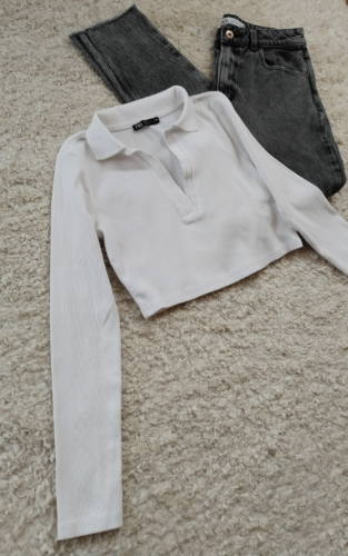 ZARA ☆ top sa kragnicom