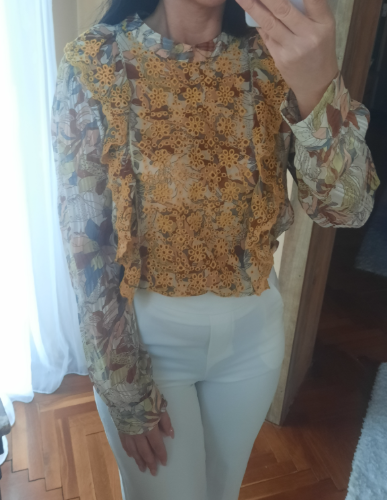 ZARA boho sa svetlucavim nitima i vezom Posebna