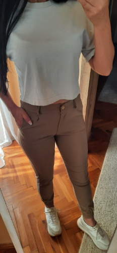 Duboke sportske pantalone thumbnail #2