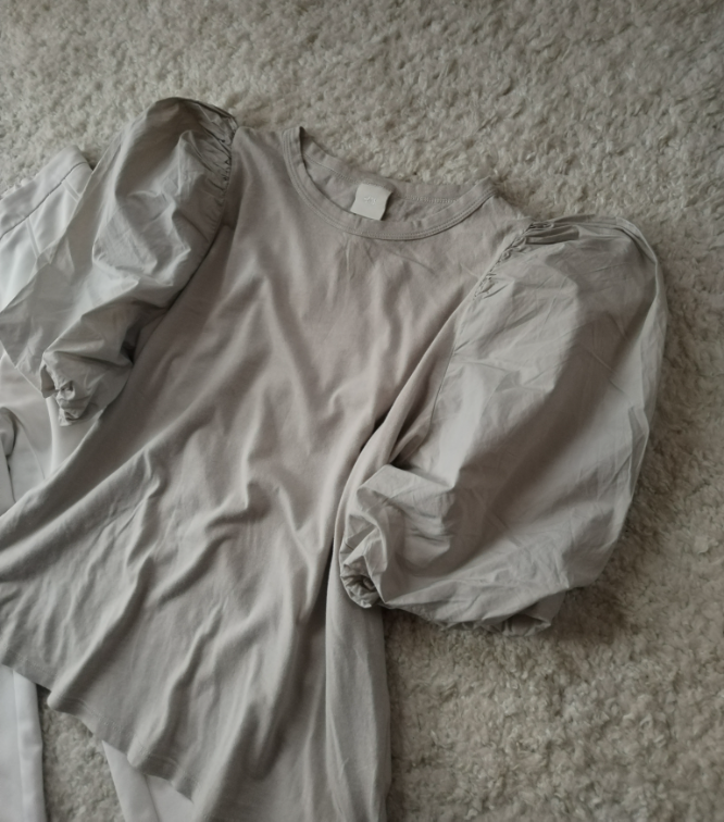 H&M majica sa pufnastim rukavima slika #5