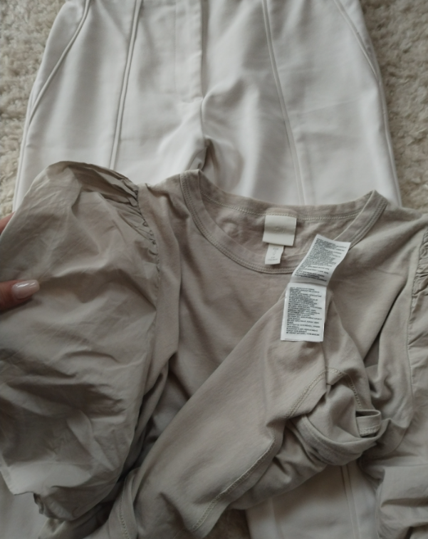 H&M majica sa pufnastim rukavima slika #4