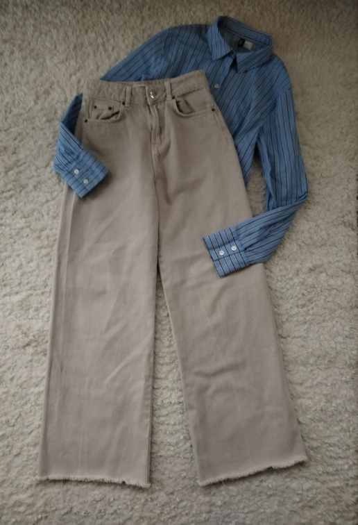 PULL & BEAR visoki struk zvonaste farmerke slika #1