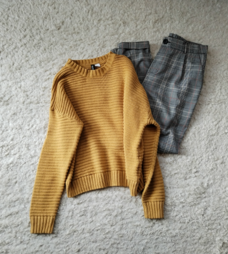 H&M pastelni oker žuti dzemper