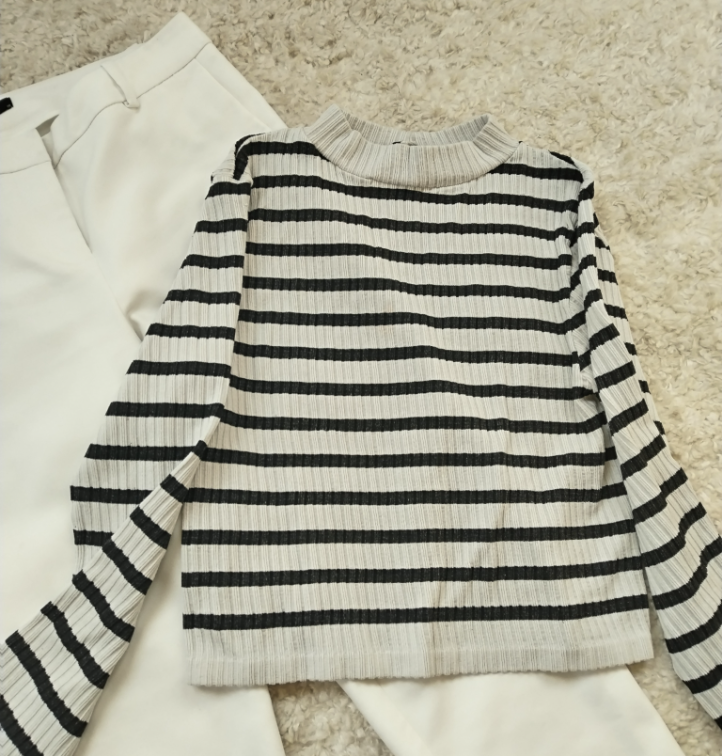 STRADIVARIUS streč top slika #3