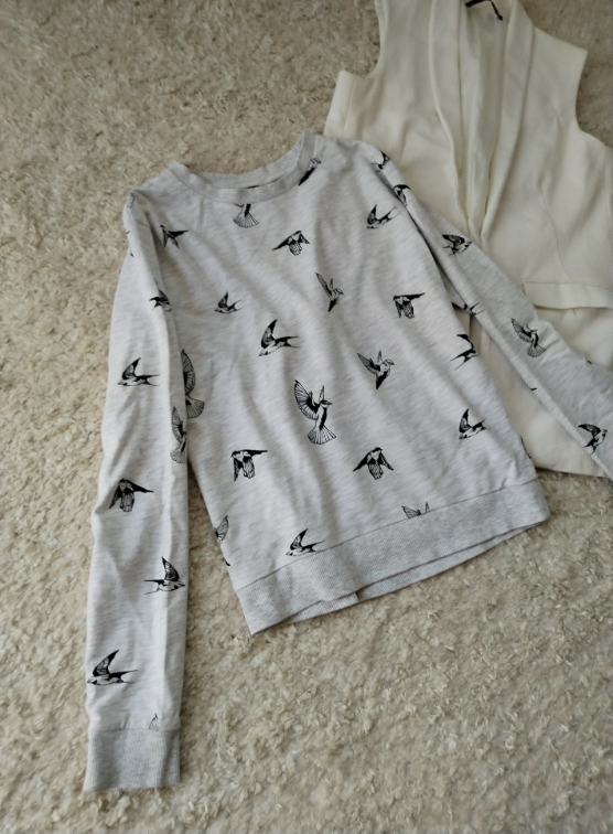  H&M duks sa printom lasta XS/S  slika #2