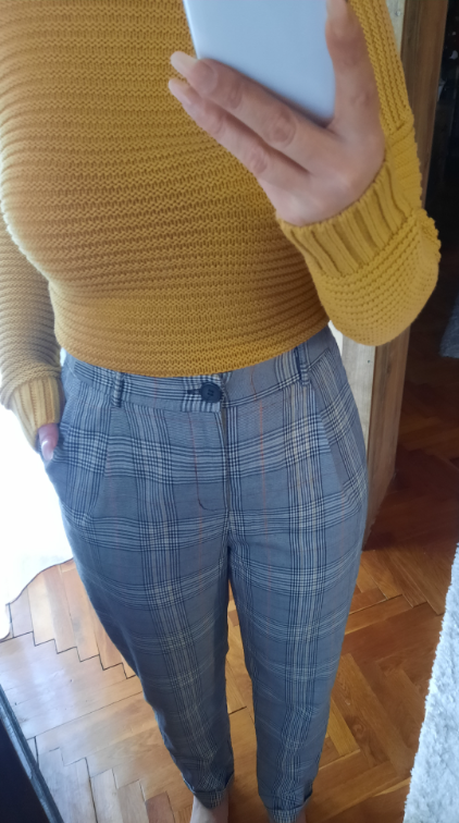 Sive pantalone na linije u boji prelepe  slika #3