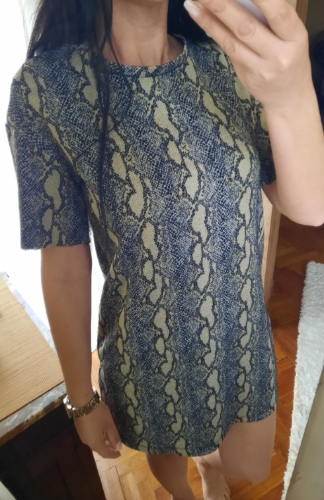 Haljina snake print sa zlatkastim nitima thumbnail #3