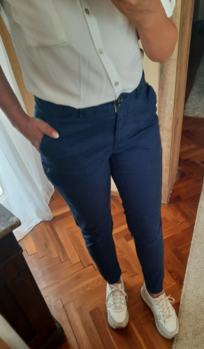H&M pantalone sa kosim džepovima thumbnail #3